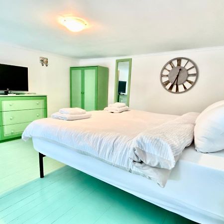 Seafront - Harbour View , Pitini 1 Apartment Symi Exterior foto