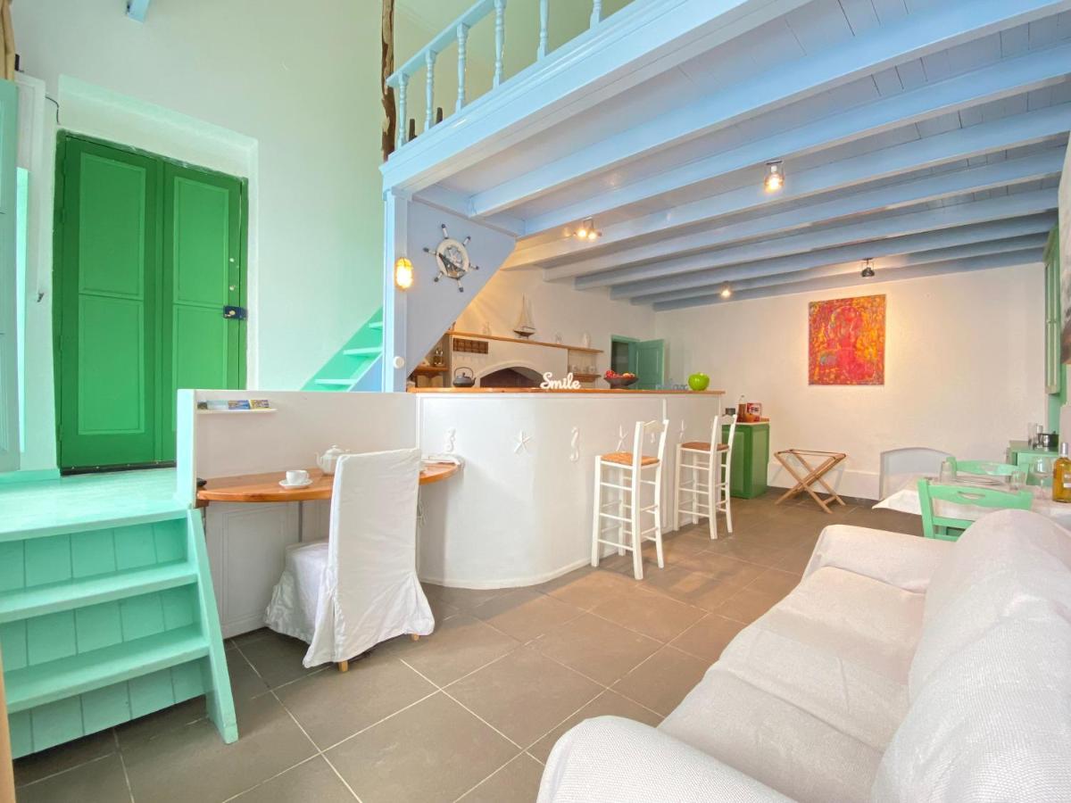 Seafront - Harbour View , Pitini 1 Apartment Symi Exterior foto